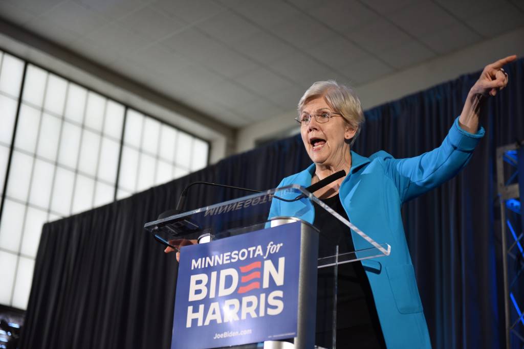 Elizabeth Warren says 11M illegal migrants need ‘pathway to citizenship,’ suggests Kamala Harris will work to ‘get it done’