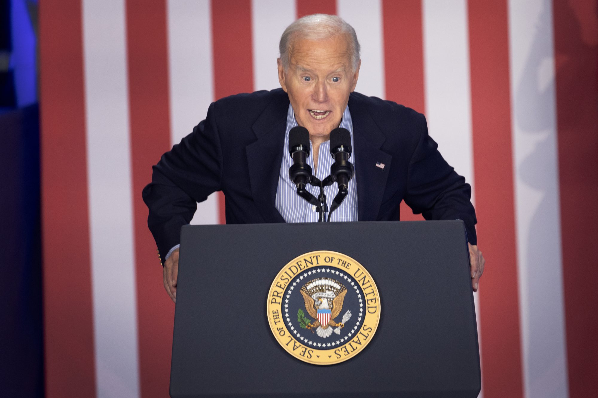 Biden gaining ground on Trump in battleground states despite disaster debate: new poll