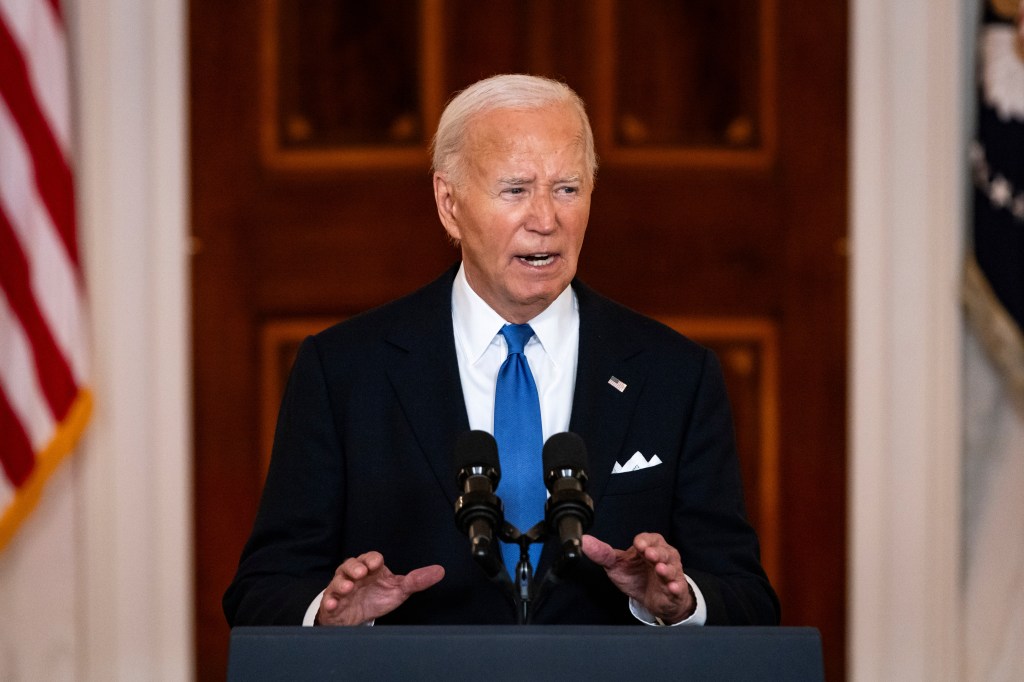 Biden set to support term limits, new ethics code for Supreme Court: report