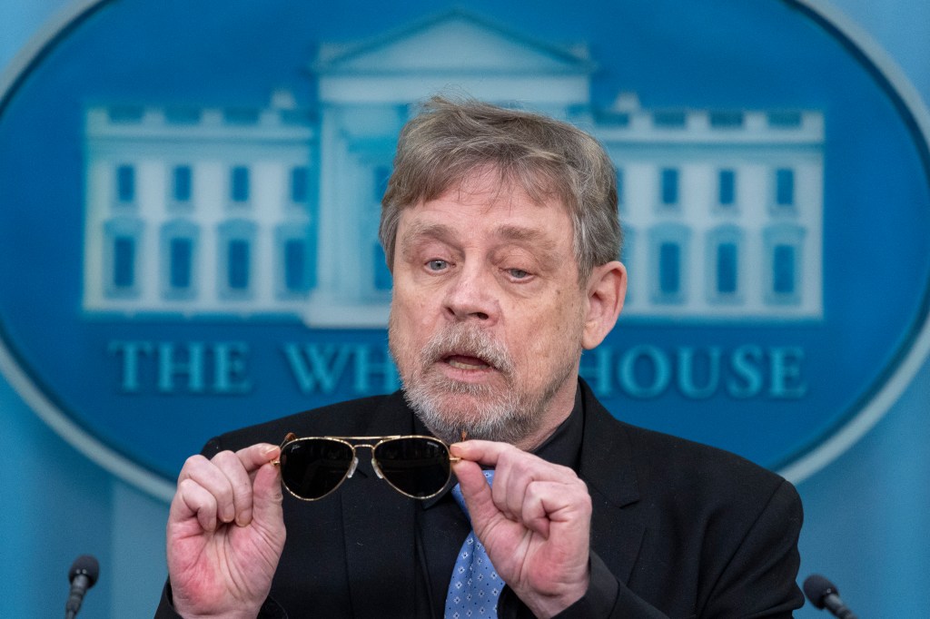 ‘Star Wars’ actor Mark Hamill roasted for mocking Trump’s ‘ludicrously oversized ear bandage’