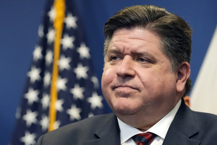 Pritzker says he’s hasn’t received vice presidential vetting material