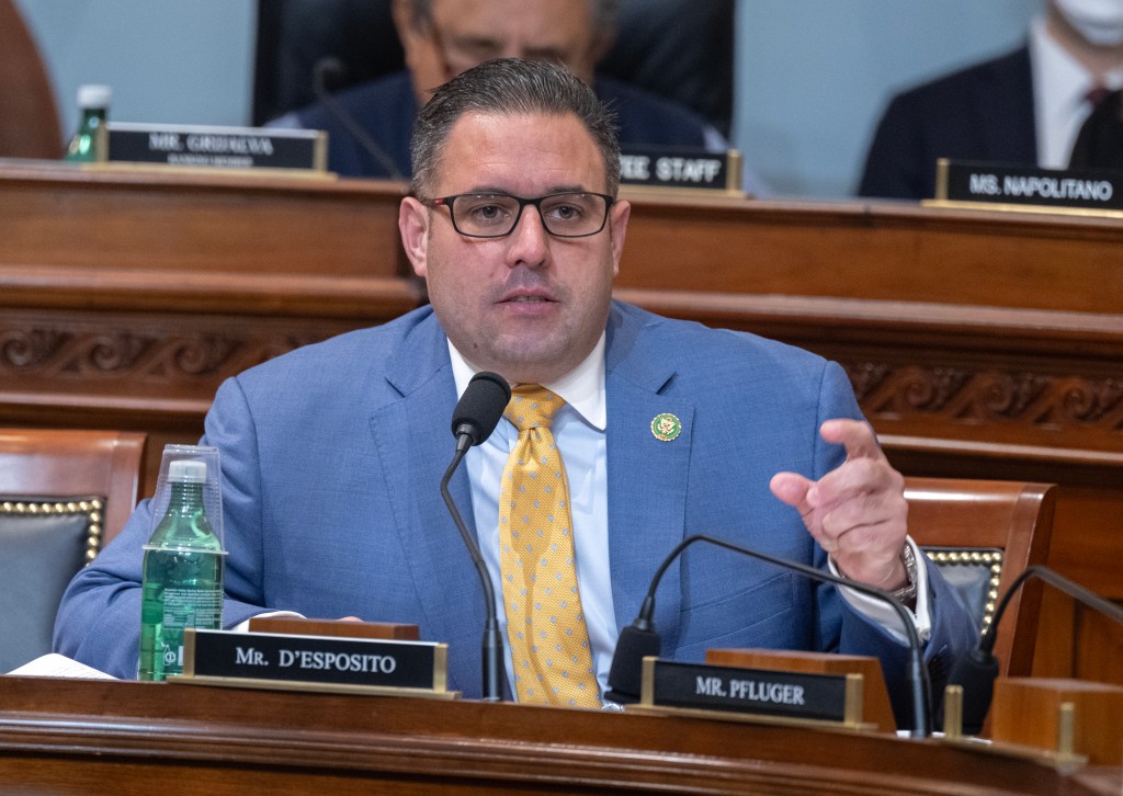 Rep. D’Esposito demands Columbia repay NYPD $200K in overtime to shut down ‘absurd’ anti-Israel encampment