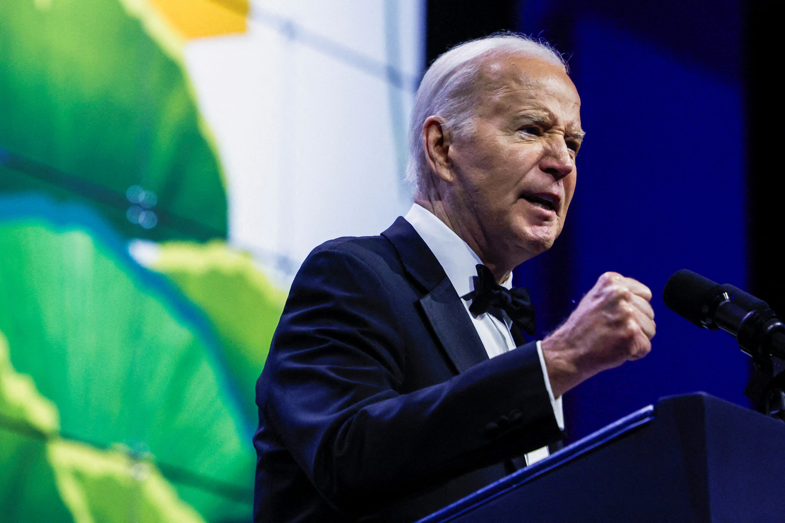 Ignore the national polls: Biden is a gift to Republicans for as long as he stays in the race