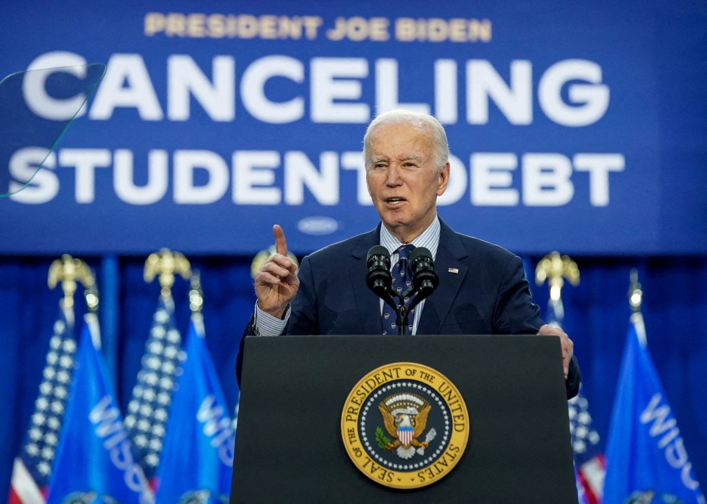 US appeals court blocks all of Biden student debt relief plan