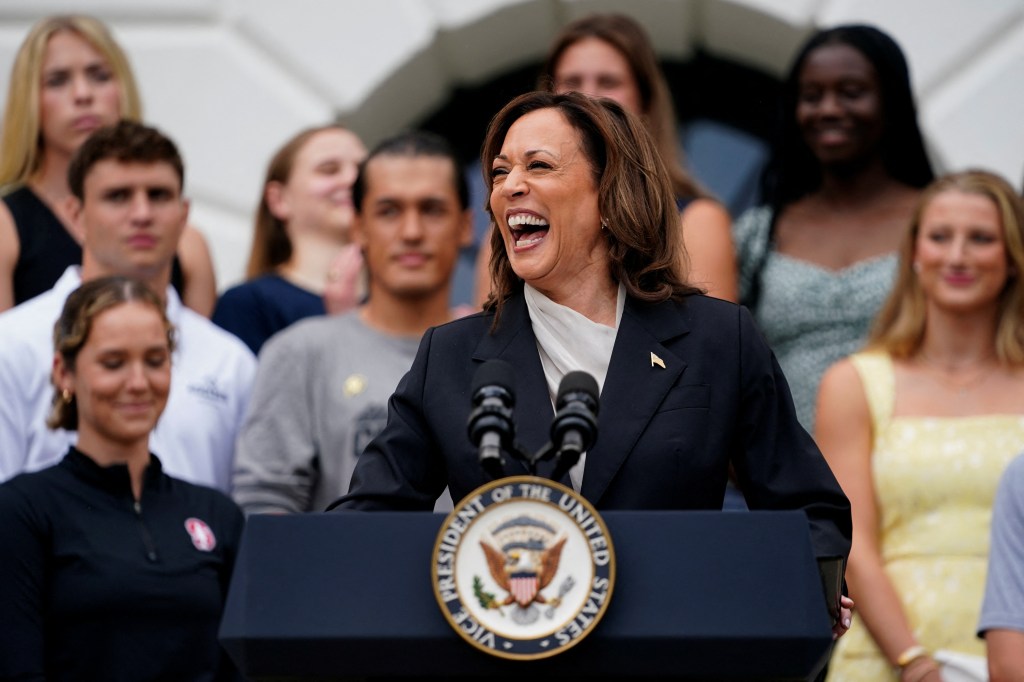  Kamala Harris encourages crowd to applaud Biden in awkward first remarks on president’s retirement: ‘You may clap’