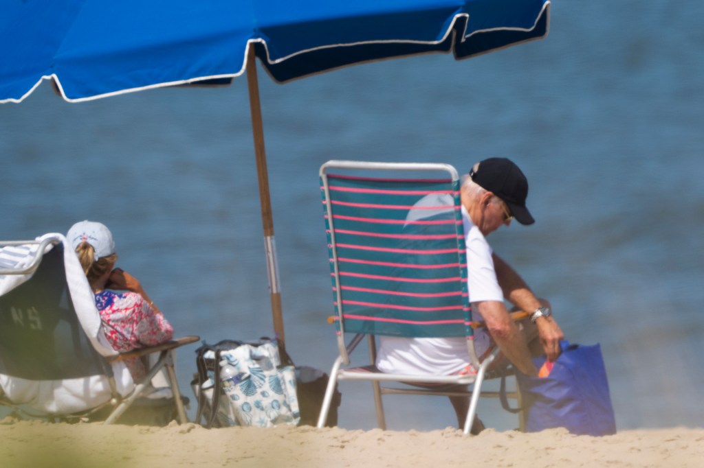 Remember me? Biden chills on Delaware beach during marathon vacation — after vowing to finish out strong