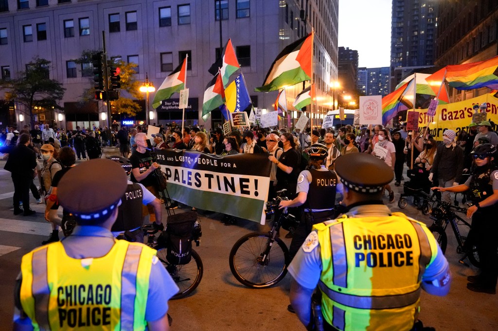 Anti-Israel protesters disrupt delegate party on eve of DNC in Chicago: ‘Bring the war home’