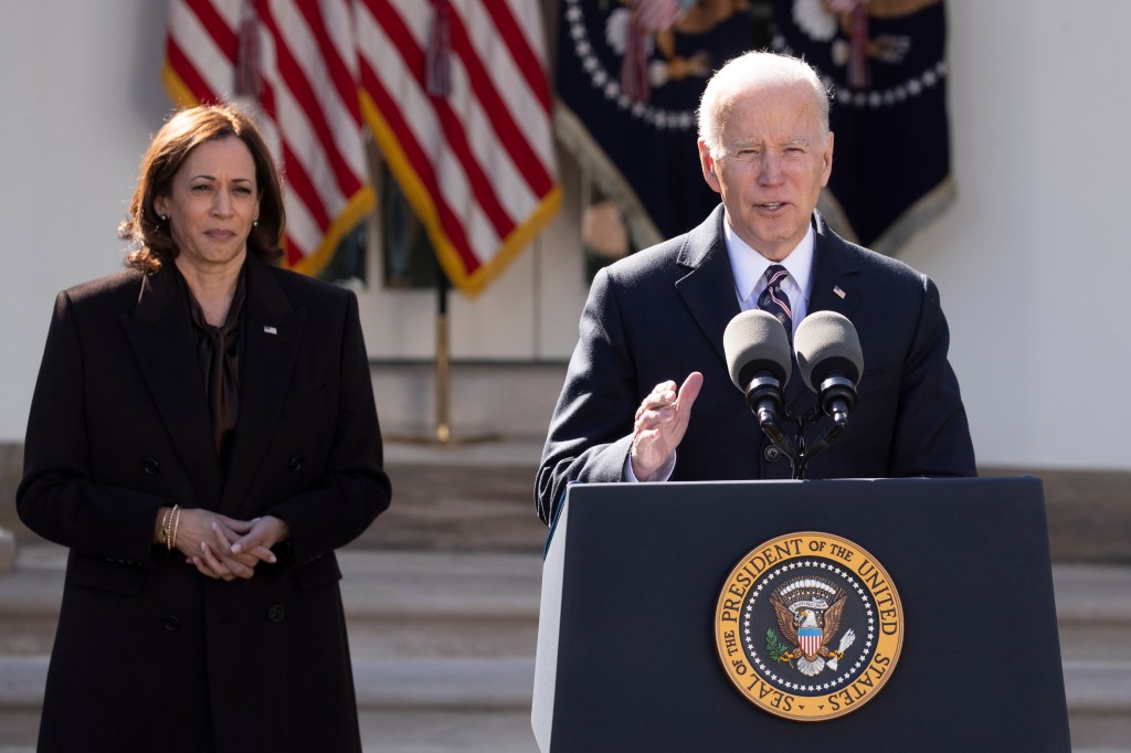 Scathing House report rips ‘disastrous’ Biden-Harris border policies for violent migrant robbery that left Chicago man unconscious: ‘Real-world consequences’