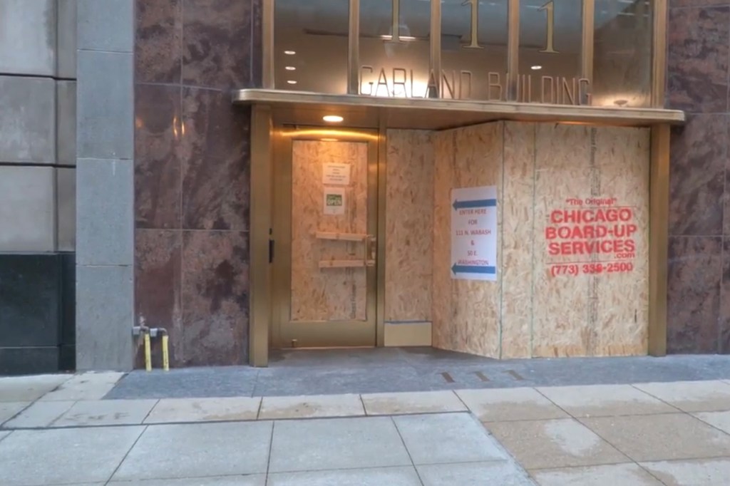 Downtown Chicago businesses boarding up ahead of anti-Israel protests at DNC: ‘We want to have maximum protection’