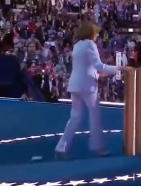 ‘Toilet paper’ that fell out of Nancy Pelosi’s pants on DNC stage was really notes, source says