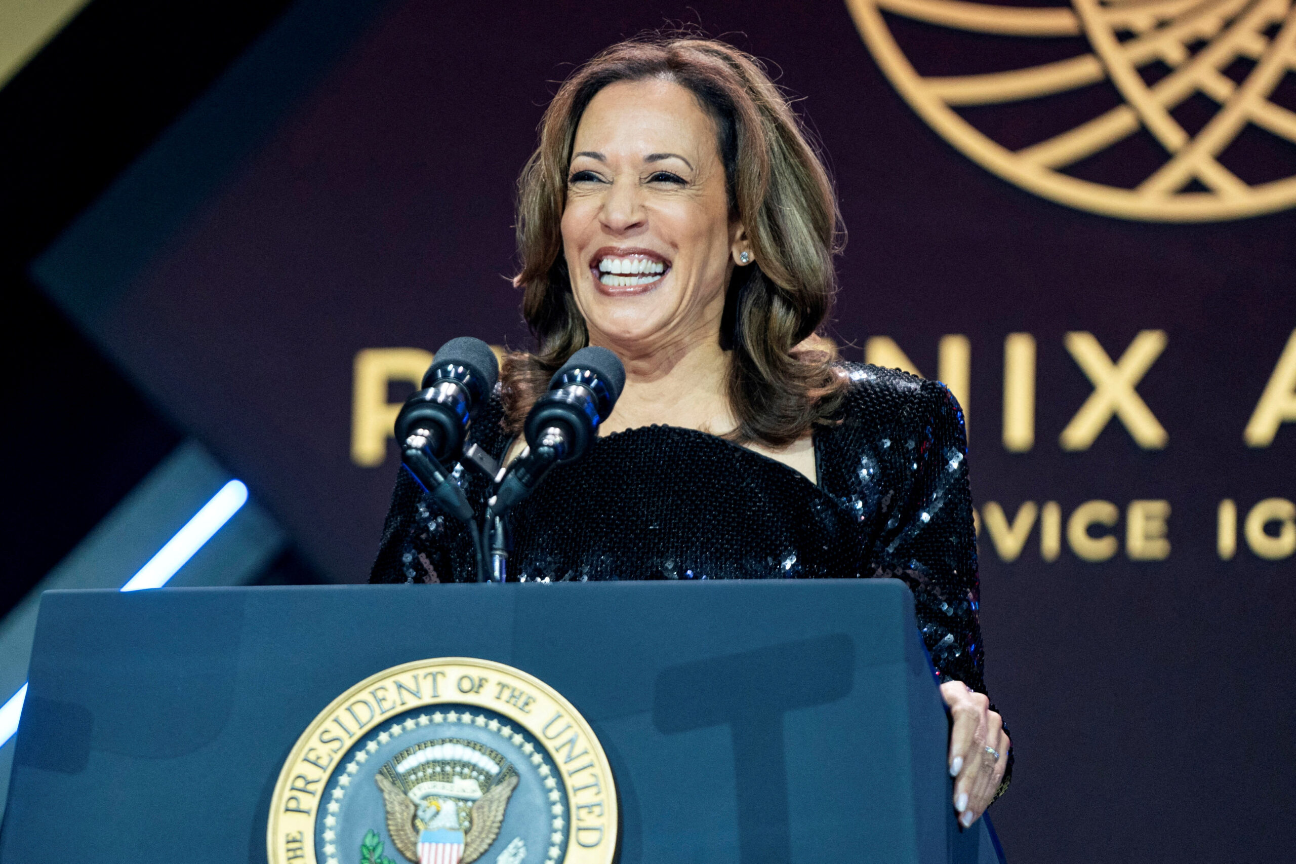 Kamala Harris raises eyebrows with another ‘mysterious accent’ at Congressional Black Caucus dinner