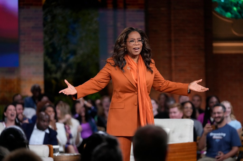 Kamala Harris gets called out by Oprah Winfrey for dodging question at Michigan campaign event, again offers no proposals