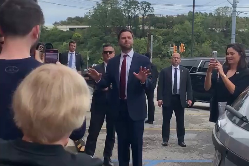 JD Vance event at Pa. restaurant spirals into chaos after manager briefly turns away pol despite dozens of supporters waiting inside