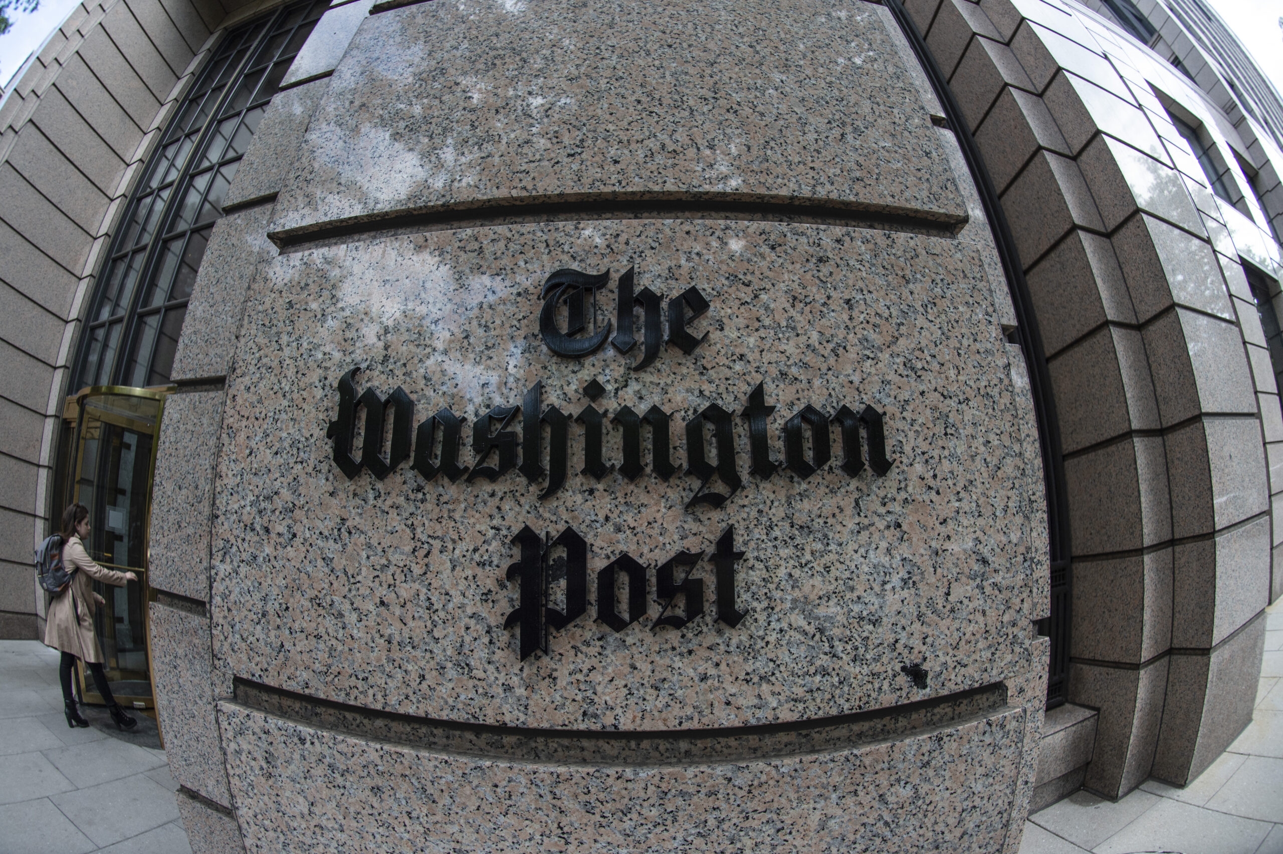 Watergate reporters Woodward and Bernstein calls Washington Post decision to not endorse Kamala Harris ‘disappointing’