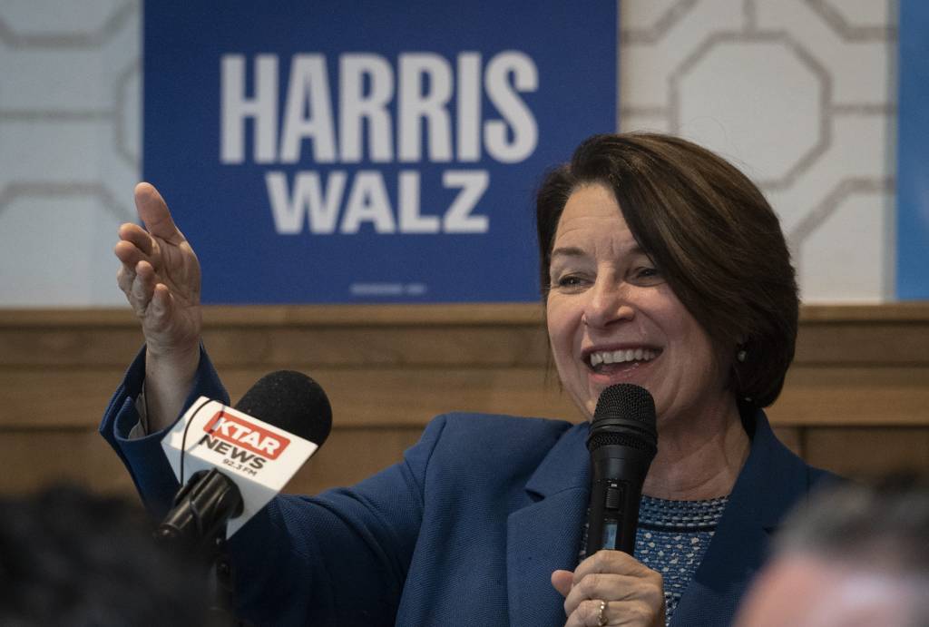 Harris campaign targets small business owners in battleground state Arizona