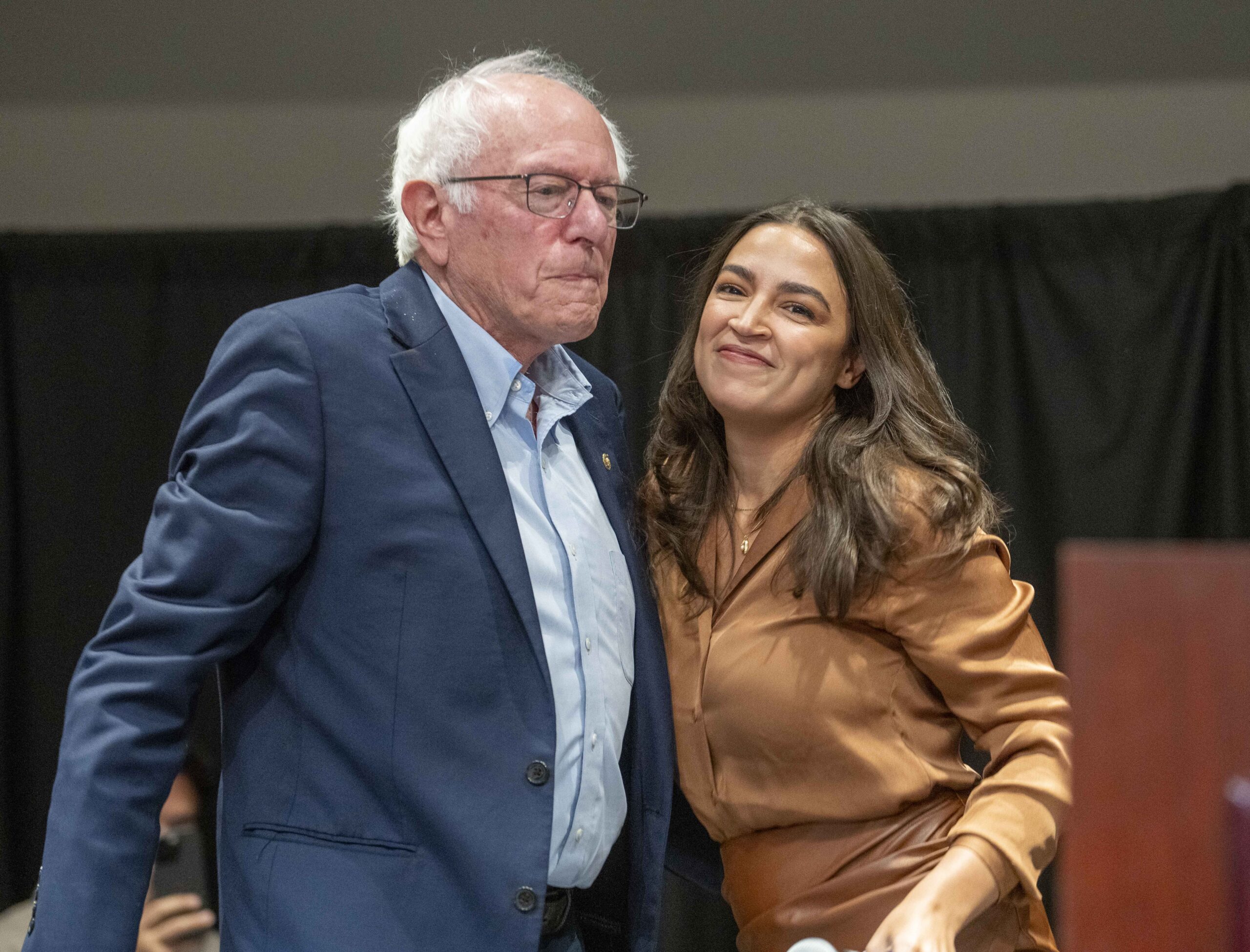 AOC warns of ‘out and out brawl’ if Kamala Harris ditches Lina Khan as FTC chair