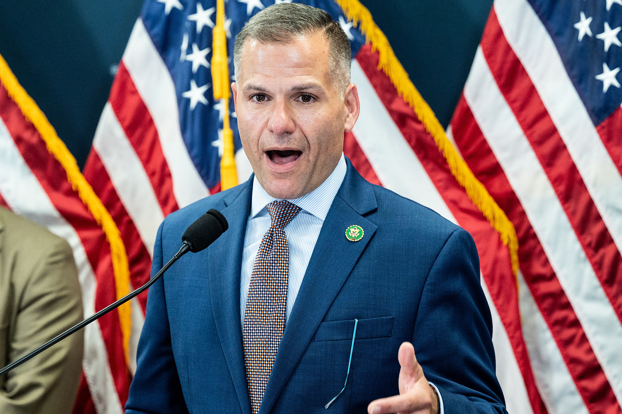 NY Rep. Marc Molinaro unwittingly posts endorsement from 9/11 conspiracy theorist, then deletes it