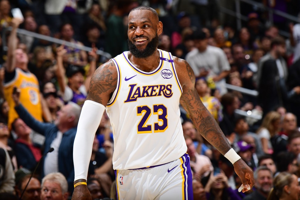 LeBron James officially endorses Kamala Harris for president: ‘Choice is clear’