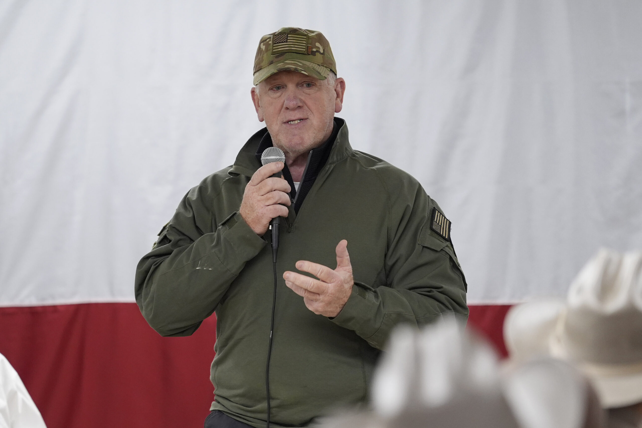 Trump’s border czar Tom Homan threatens sanctuary city leaders seeking to block mass deportations: ‘Don’t test us’