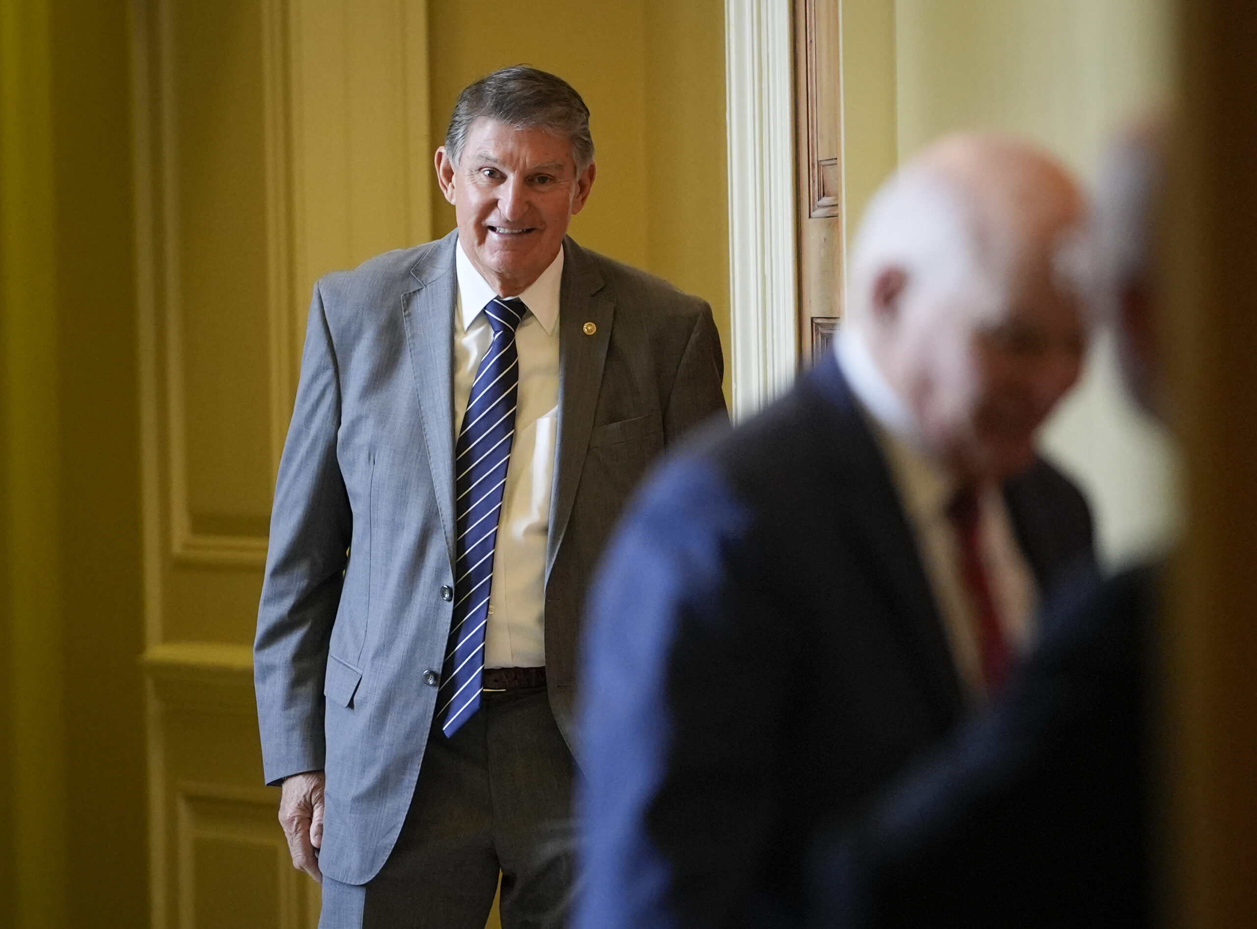 Retiring Sen. Joe Manchin unloads on ‘toxic’ Dems for trying ‘to mainstream the extreme’