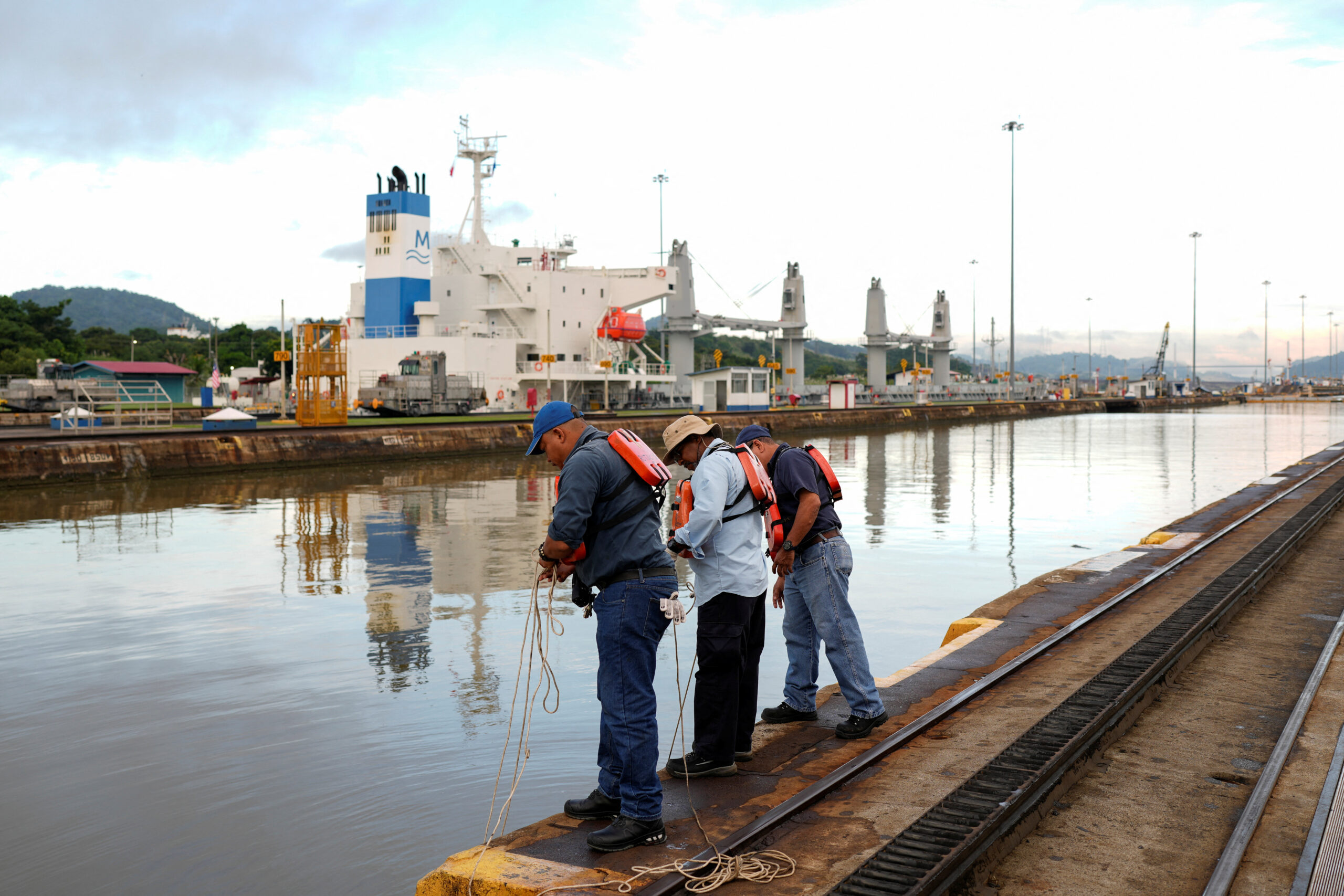 Trump threatens to demand ownership of Panama Canal ‘in full’