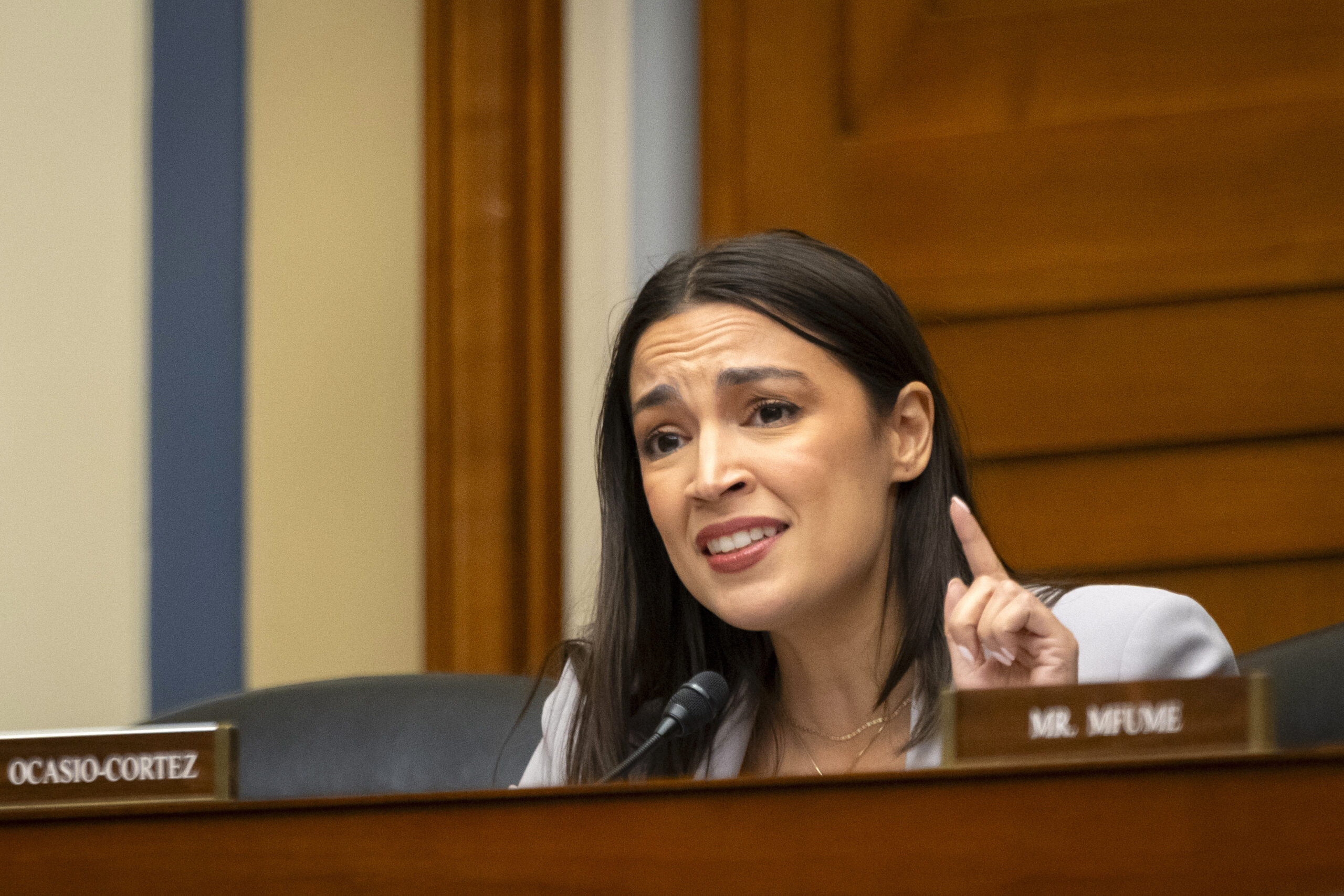 AOC mocked after calling Elon Musk ‘one of the most unintelligent billionaires I have ever met’