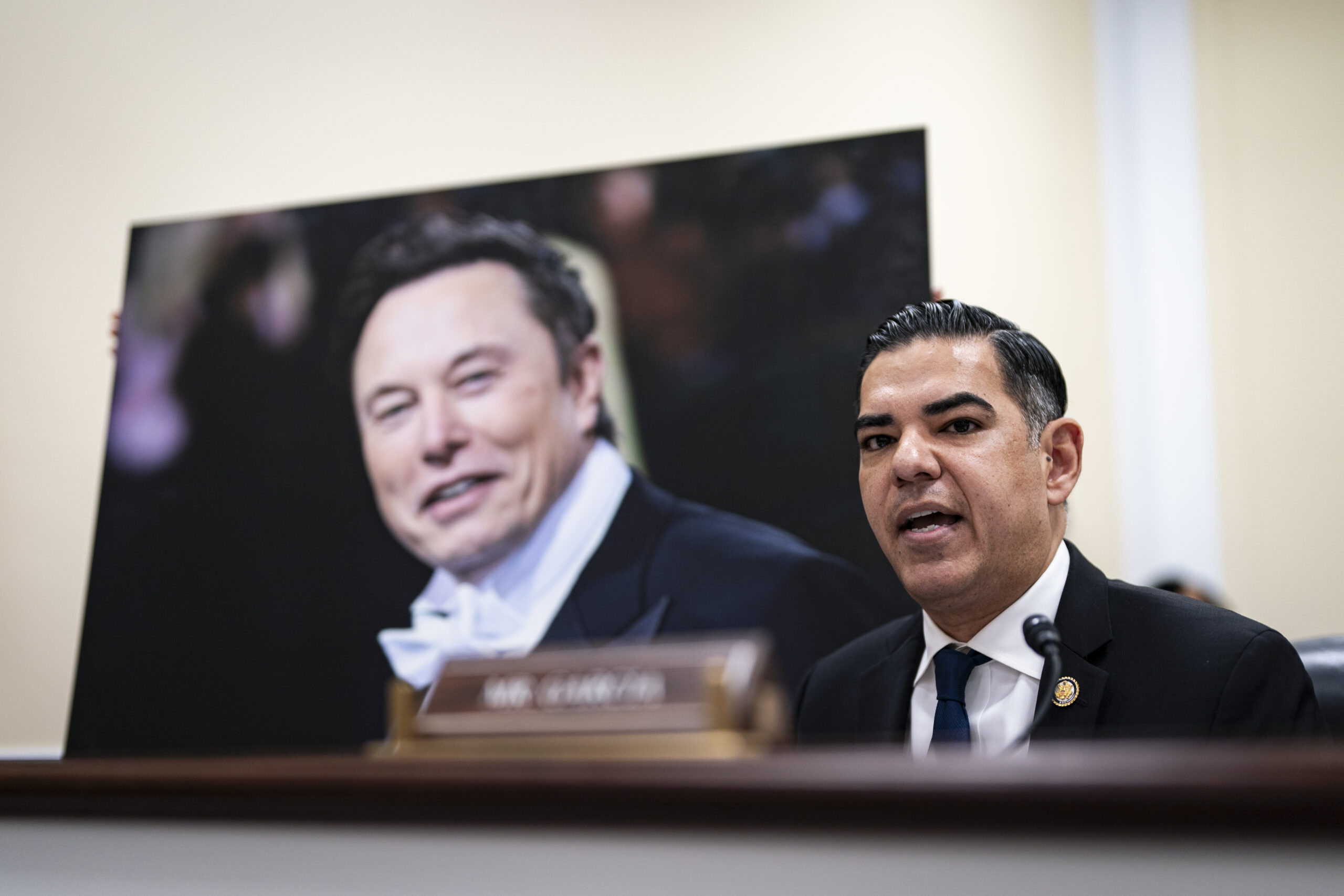 Dem trolls MTG with ‘d–k pic’ at DOGE hearing — by unveiling photo of Elon Musk