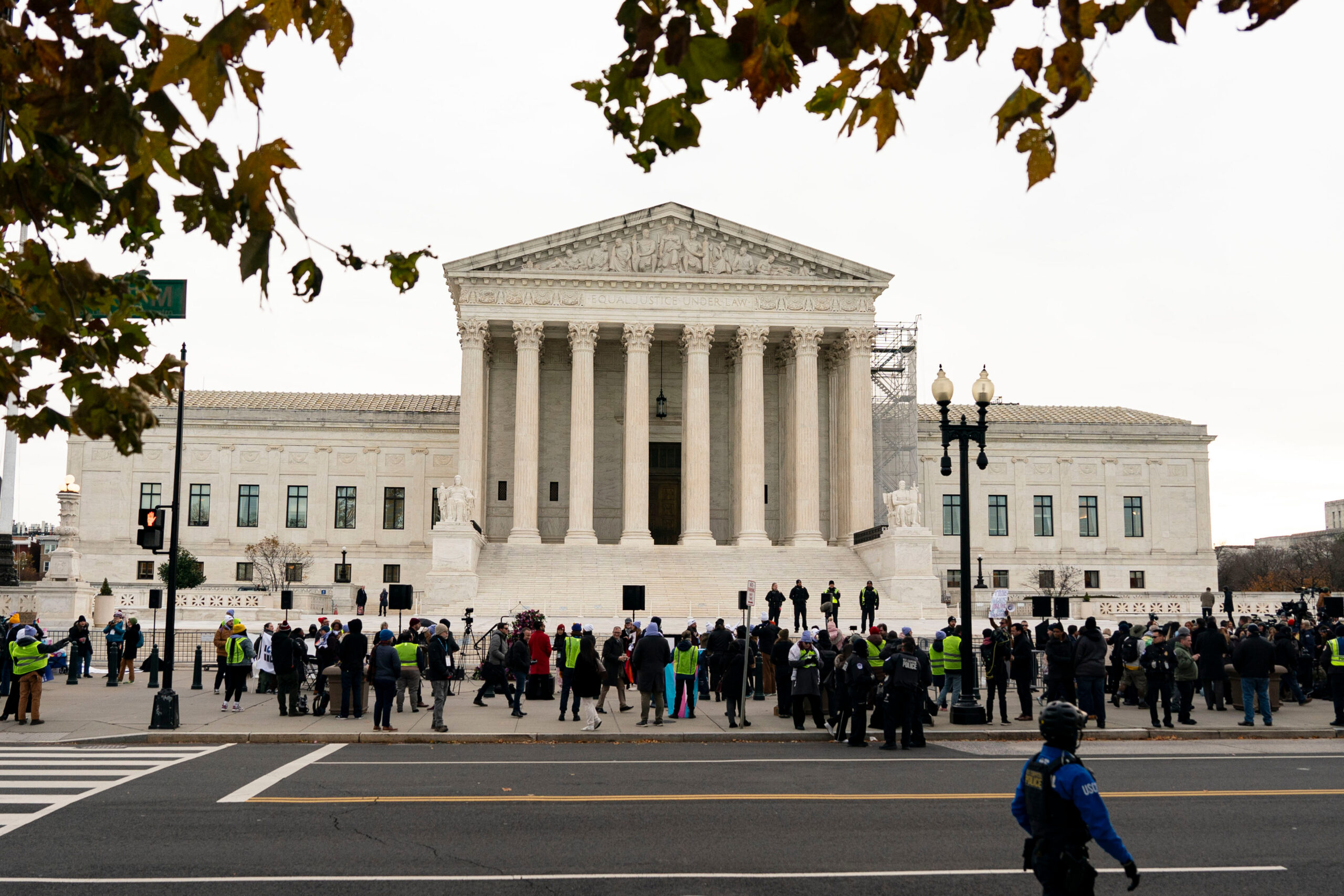 Trump administration asks Supreme Court to partly allow birthright citizenship restrictions