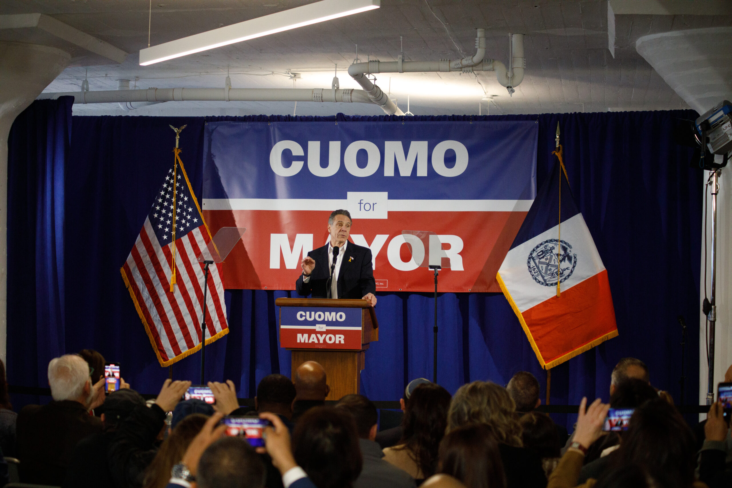 Andrew Cuomo ramps up campaign staff with political vets for mayoral-run comeback