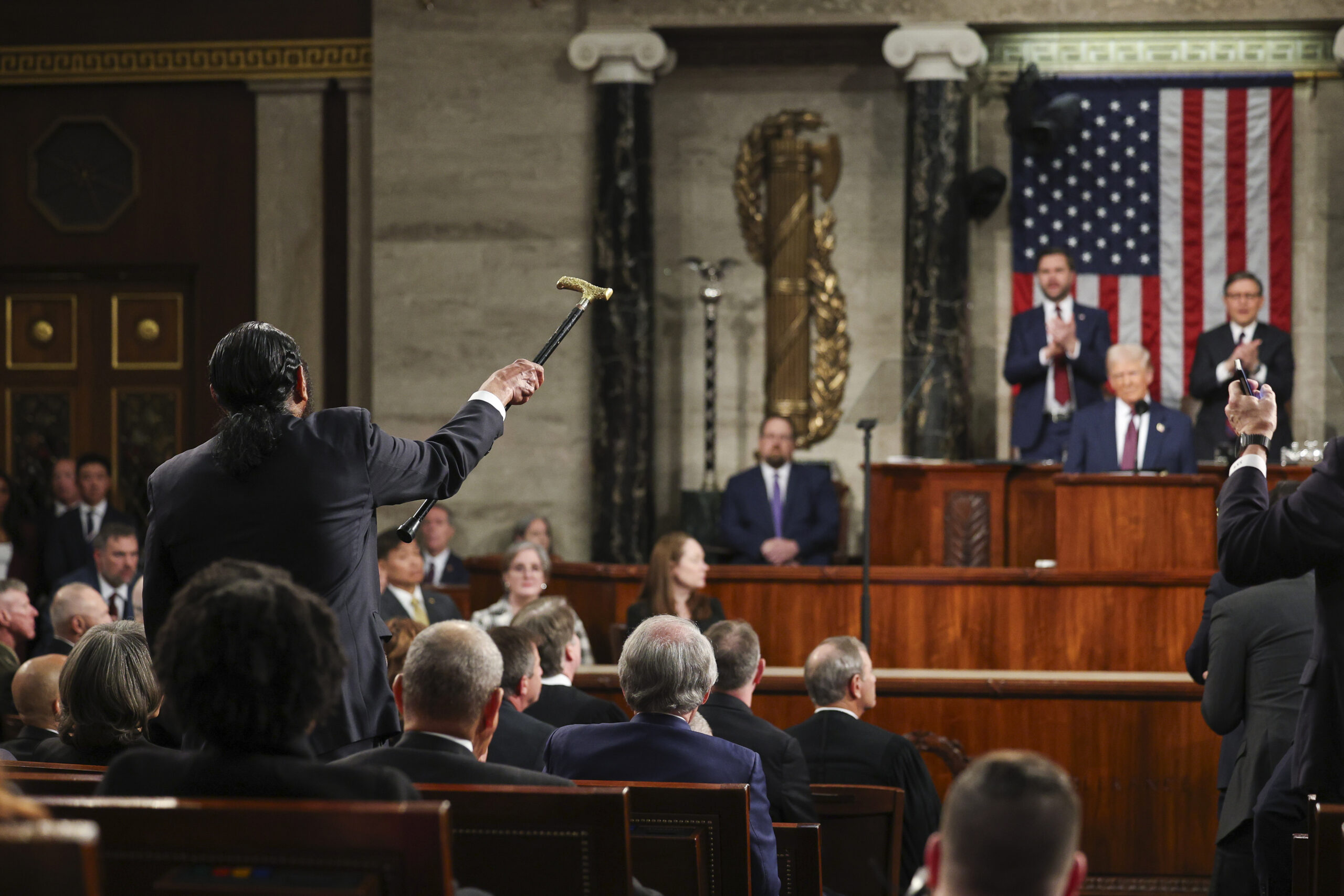 House Freedom Caucus threatens to censure Rep. Al Green for heckling Trump during joint session of Congress